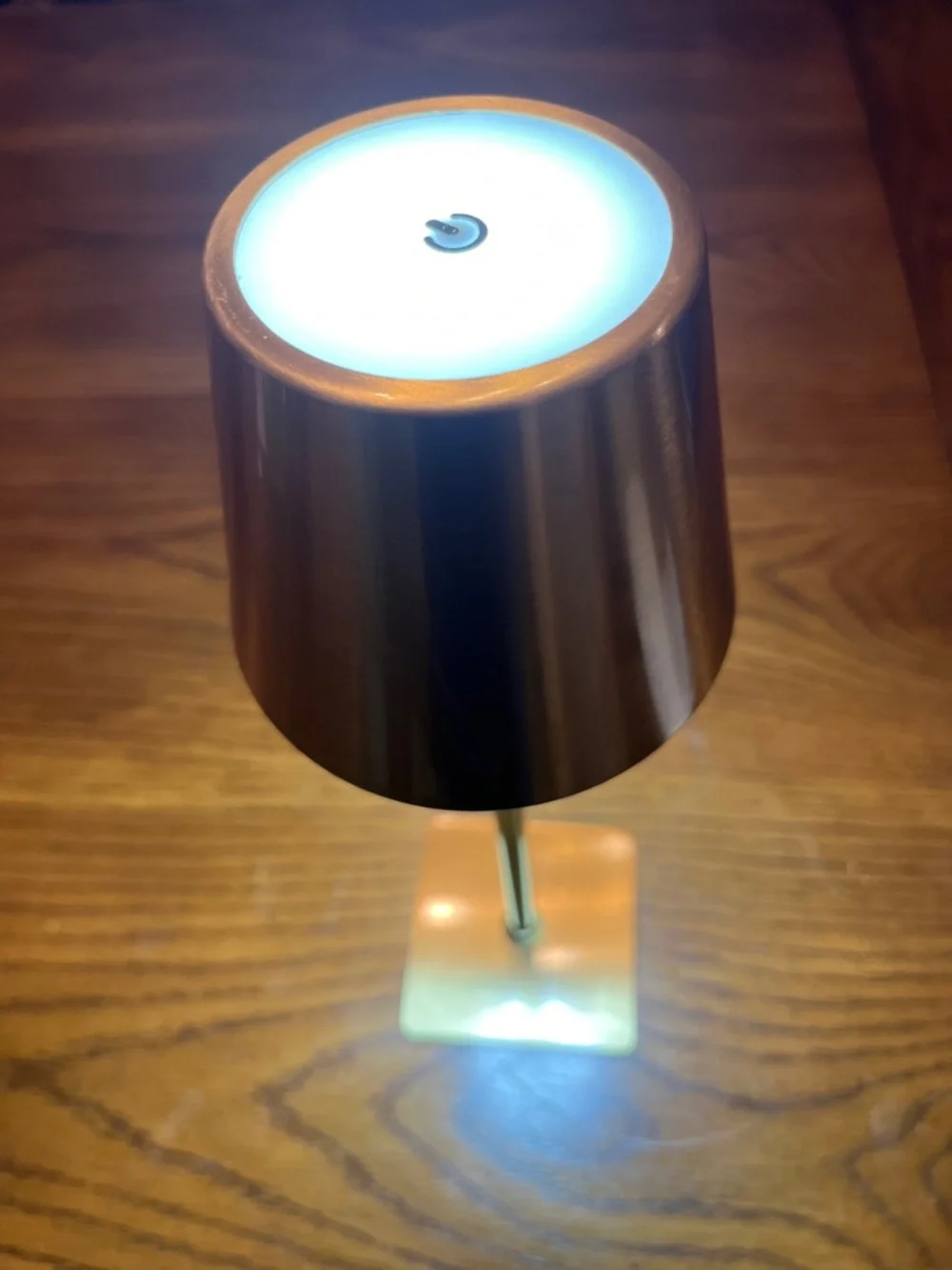 Gold Touch-Top Table Lamp, cordless‎ and rechargeable